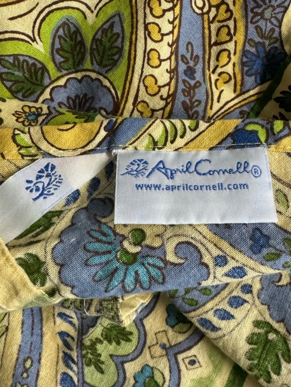 Vintage April Cornell Blue,Green & yellow Paisley Print Round 70” Tablecloth